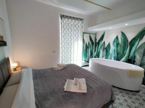 Sonnino Suite jacuzzi apartment